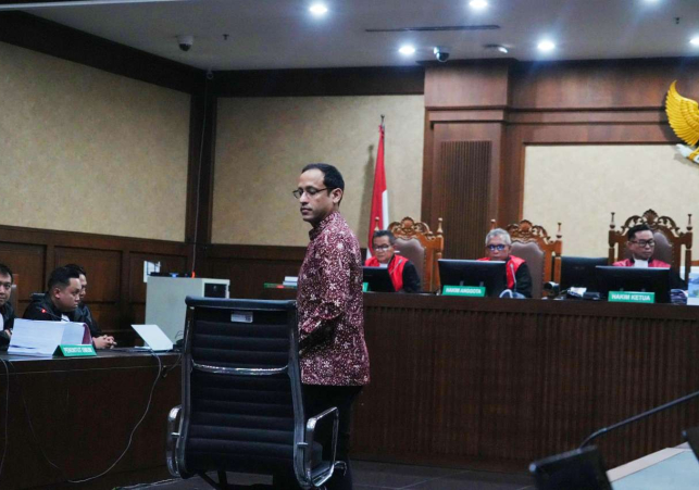 nadiem 18 tahun